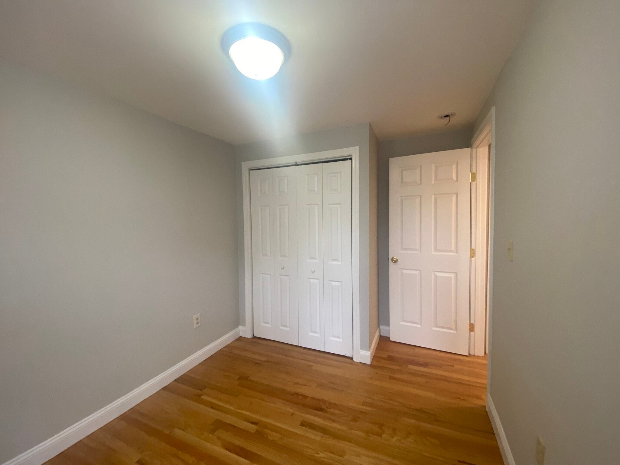 Building Photo - 114 Magazine St