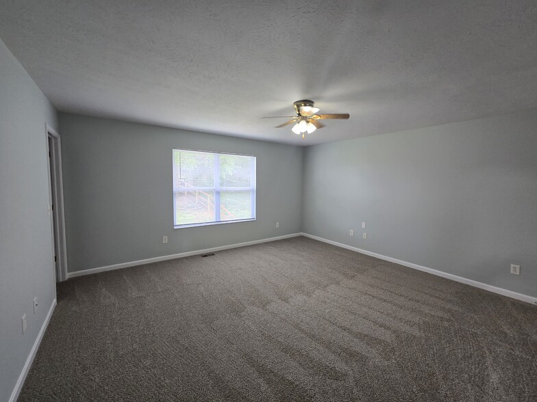 Building Photo - 94 Old Stephenson Mill Rd