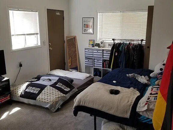 Seperate Enterance Large Seperate Living Space - 760 33rd St