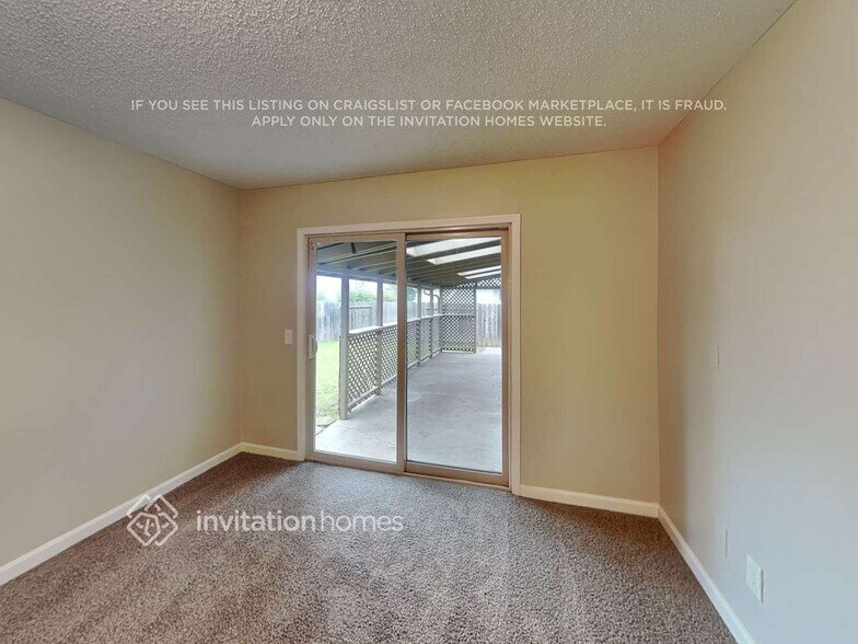 Building Photo - 1036 Breton Dr