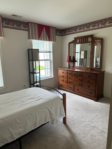 Building Photo - 41515 Singletree Dr