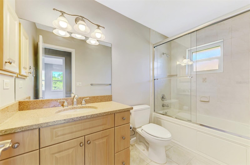 Building Photo - 218 Laurel Hollow Dr