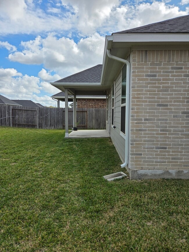 Building Photo - 31322 Whitfield Ct