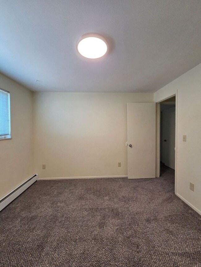 Building Photo - Move-In Ready 2-Bedroom in Brookwood Village — First Month Rent Waived!