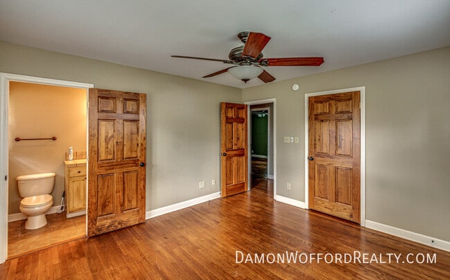 Building Photo - 1431 Brecon Dr
