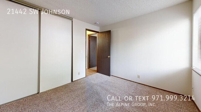 Building Photo - 21442 SW Johnson-