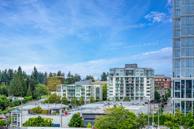 Building Photo - 1085 103rd Ave NE