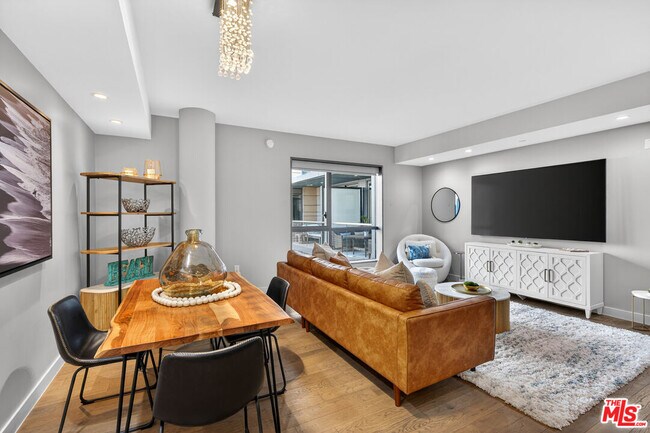 Building Photo - 1755 Ocean Ave