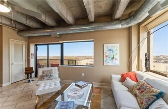 Building Photo - Contemporary Unit with High-End Features