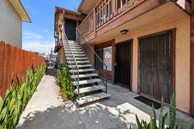 Building Photo - NORTH PARK BEAUTY...RECENTLY REMODELED 2 B...