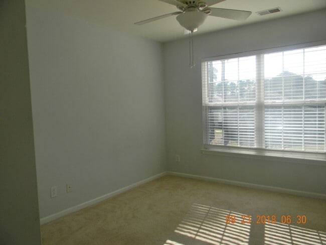 Building Photo - 3 bedroom townhome in Wescott Plantation-Master on 1st floor