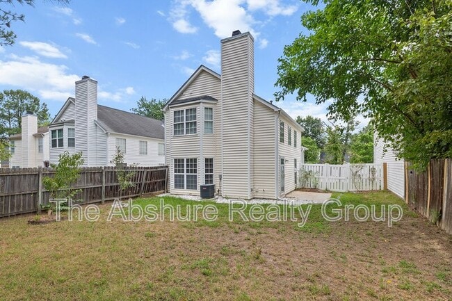 Building Photo - 4224 Lake Woodard Dr