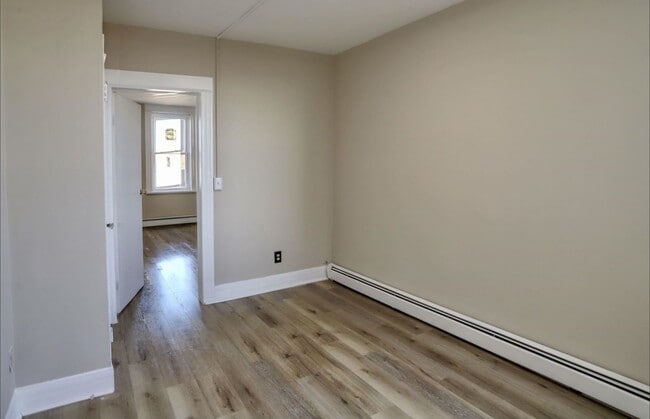 Building Photo - 743 Harrison Ave