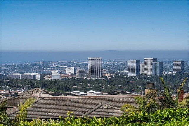 Building Photo - 49 Cambria Dr