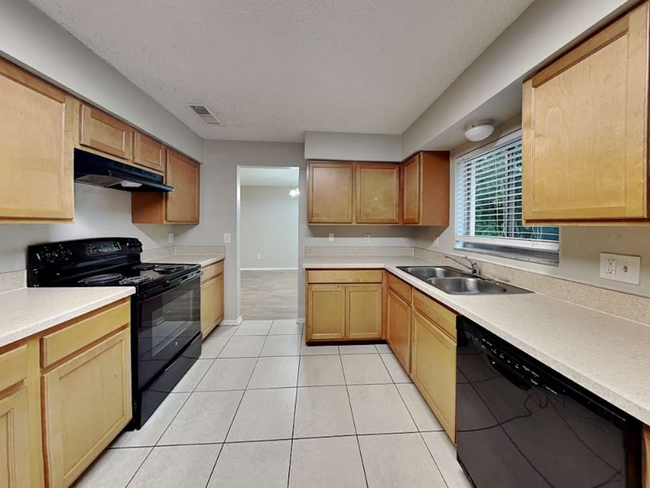 Building Photo - 4419 Orangebrook Dr