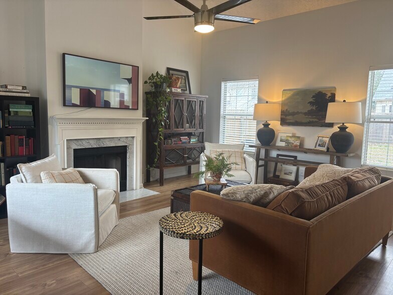 Building Photo - 9027 Tarrington Ln