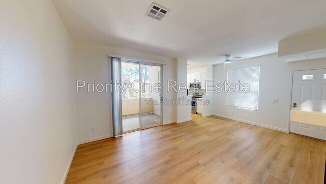 Building Photo - 10844 Sabre Hill Dr