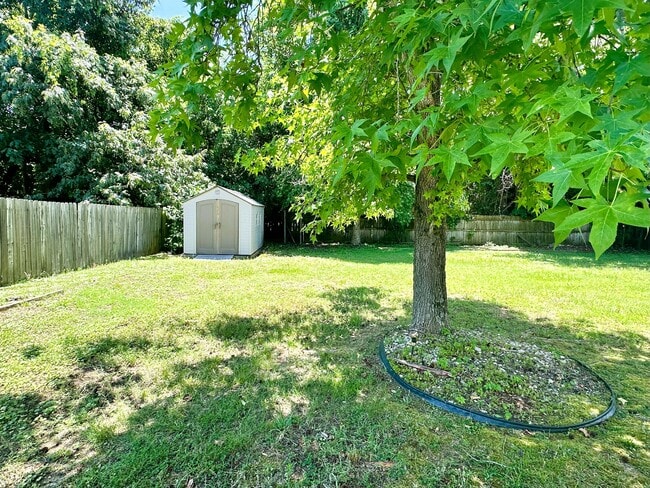 Building Photo - 234 Jonathans Way