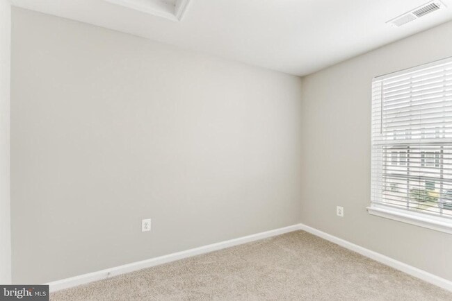 Building Photo - 3107 Alliance Ct