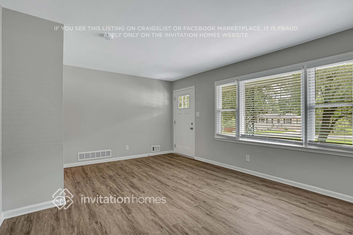 Building Photo - 3126 Holbrook Dr SW