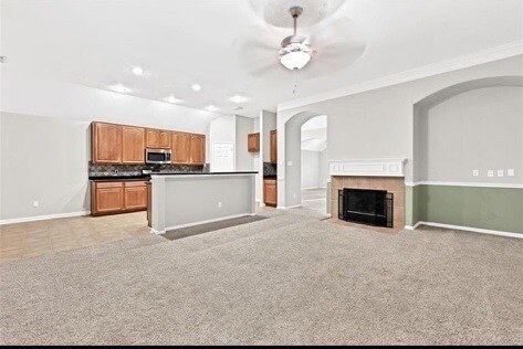 Building Photo - 14610 Southern Magnolia Cir