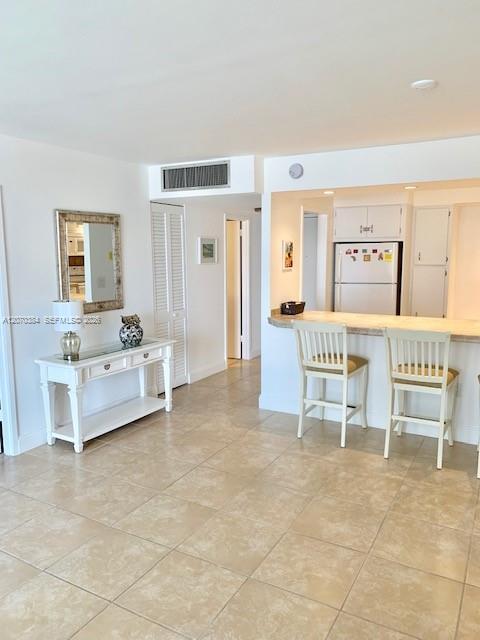 Building Photo - 5701 Collins Ave