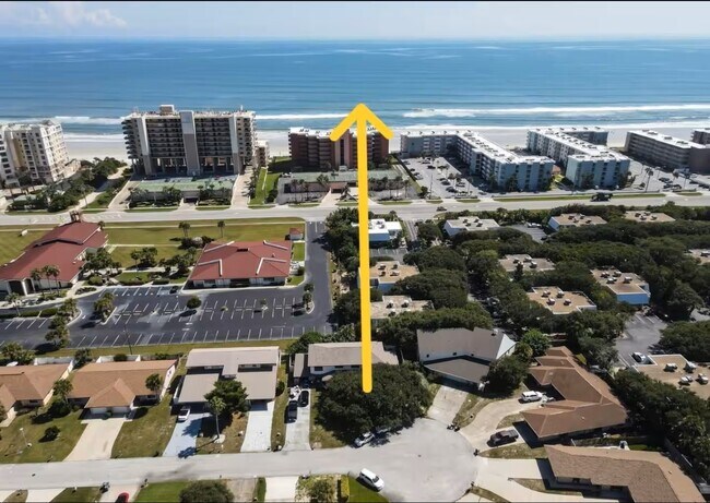 Building Photo - 3839 Sandstone Ct