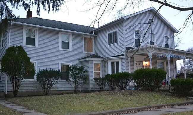 Building Photo - 1316 Croghan St