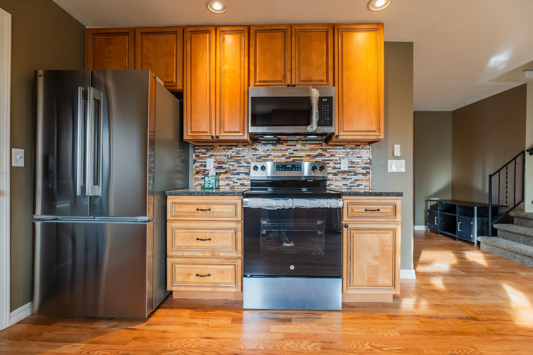 Building Photo - 110 Lucerne Dr