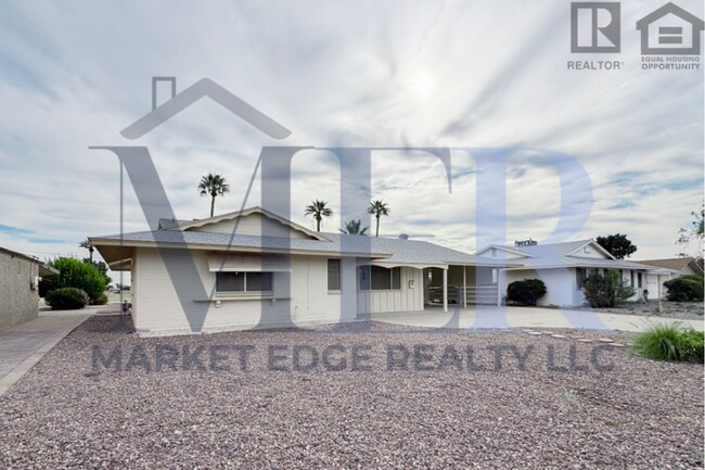 Building Photo - 2Bed/2Bath House in Sun City on Golf Course! Ready for Immediate Move-In!