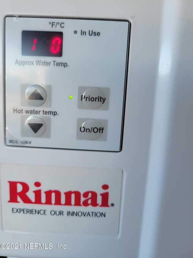 Building Photo - 334 Pine Bluff Dr