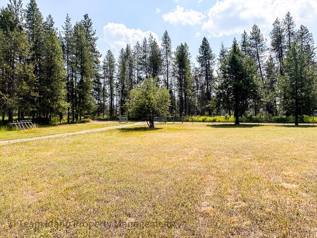 Building Photo - 317 E Elkhorn Meadows Rd