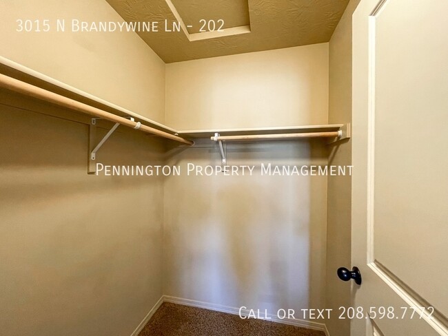 Building Photo - 3015 N Brandywine Ln