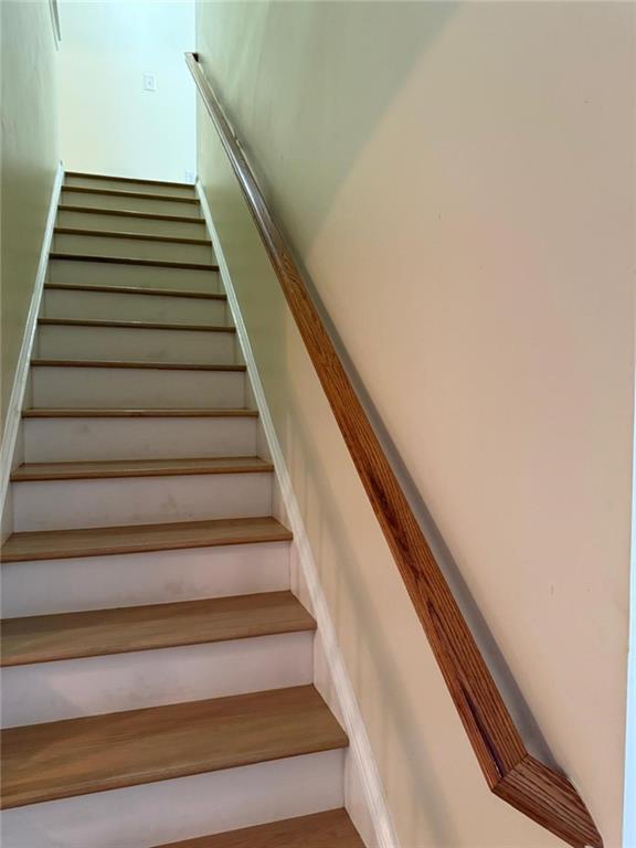 Building Photo - 493 Lobdale Falls Dr