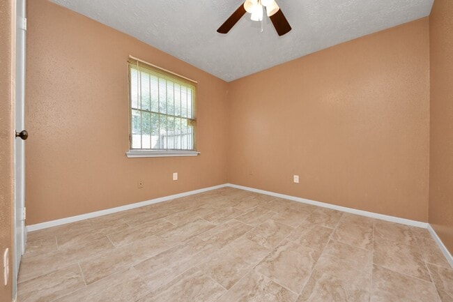 Building Photo - 16425 Monte Carlo Ln