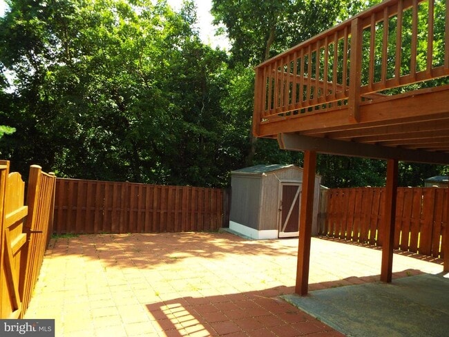 Building Photo - 3656 Woodhaven Ct