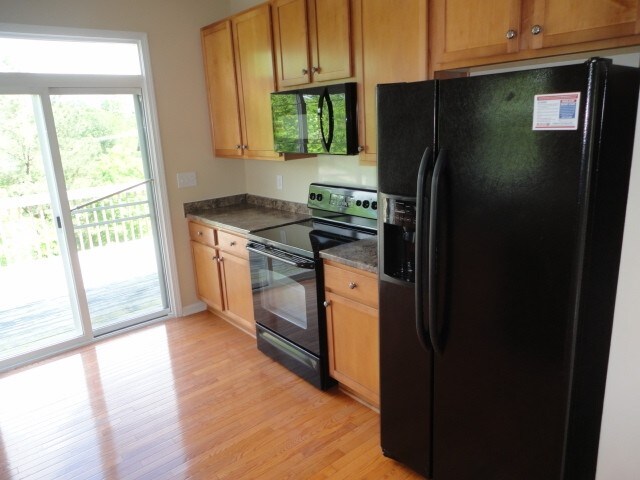 Building Photo - 1105 Willowedge Ct