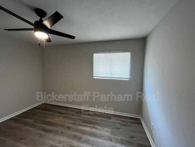 Building Photo - 1501 8th Ave