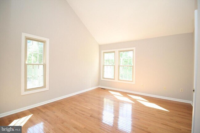 Building Photo - 10137 Treble Ct