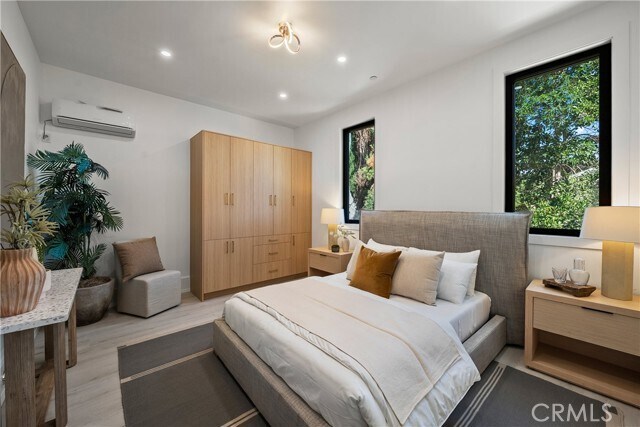 Building Photo - 14519 Greenleaf St