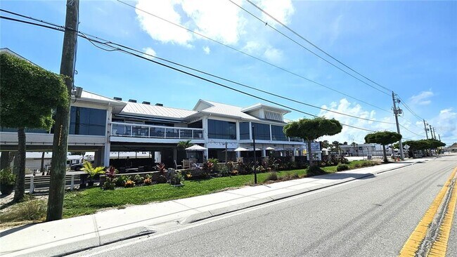 Building Photo - 2950 N Beach Rd