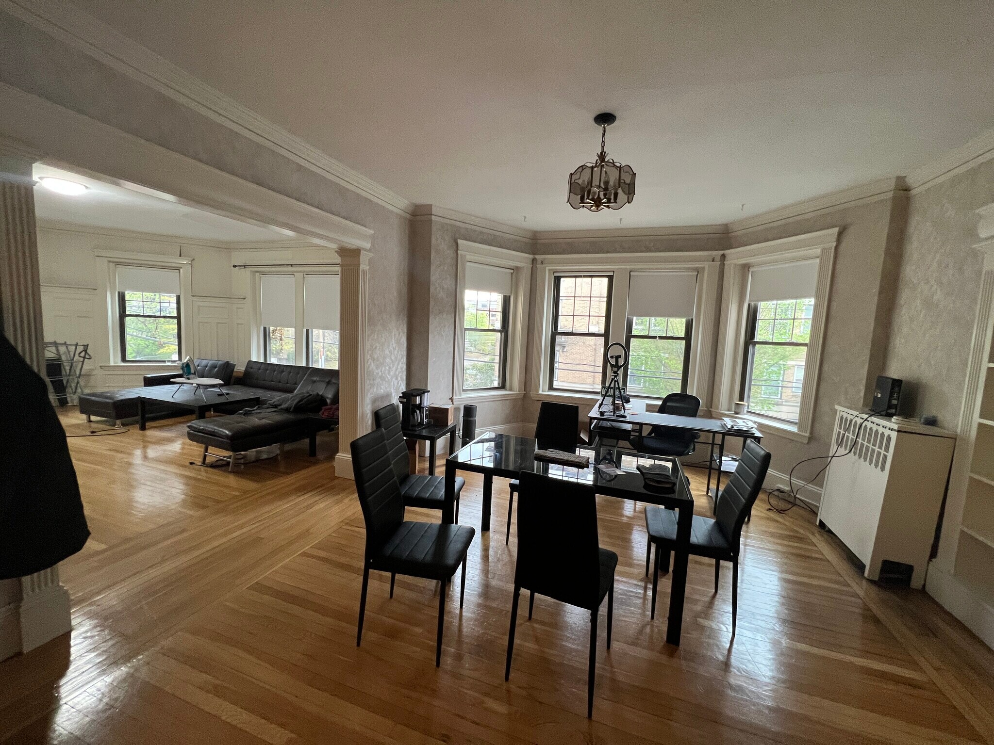 Building Photo - 73 Longwood Ave