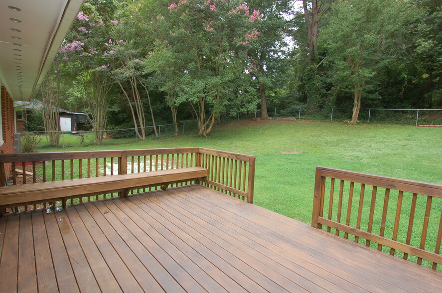 Building Photo - 3105 Brentwood Rd