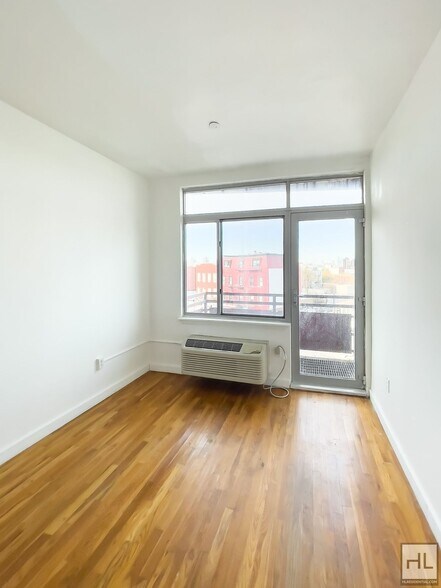 Building Photo - NOLL STREET / Spacious 2 Bed 1-Bath / No Fee