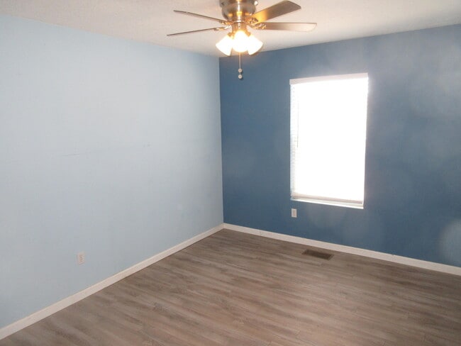 Building Photo - 5351 Feather Rock Pl NW