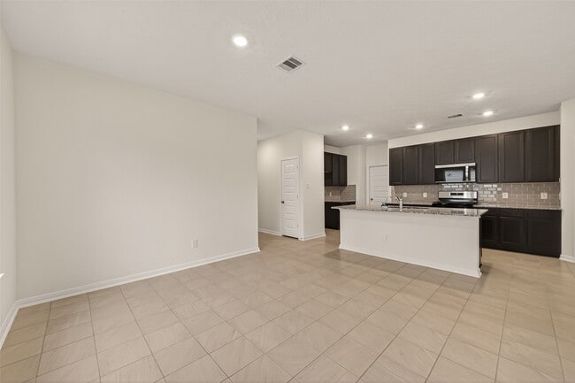 Building Photo - 814 Mustang Rdg Ter