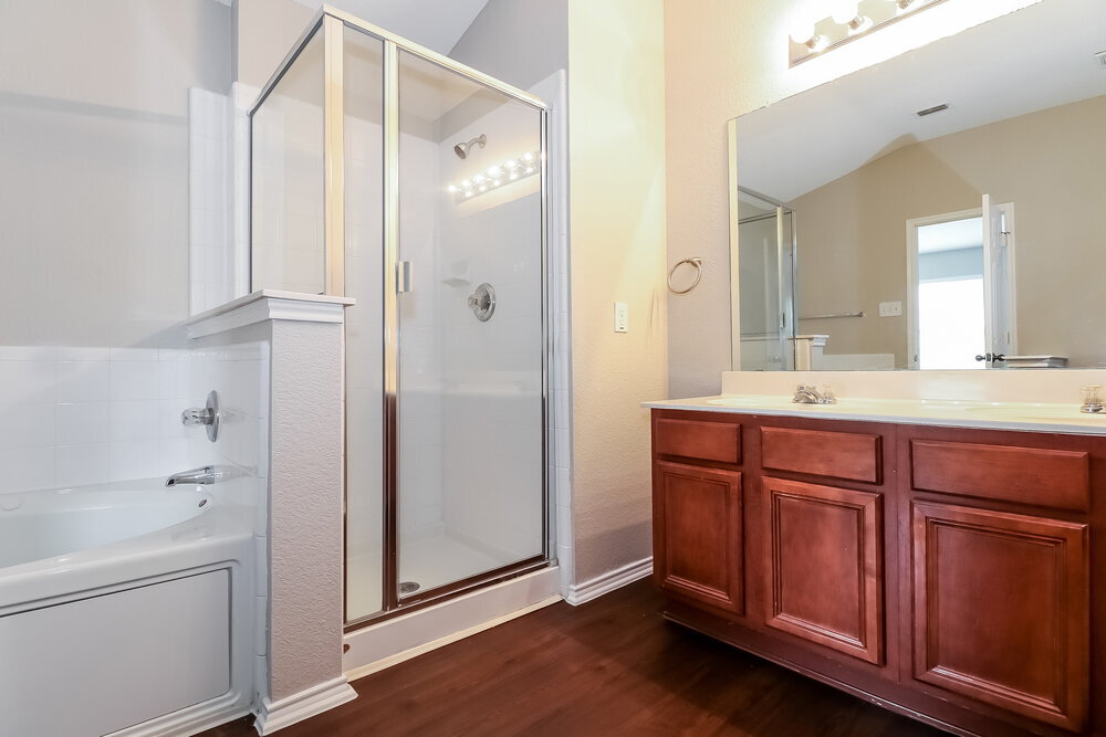 Building Photo - 8024 Sartain Dr