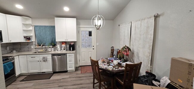 Building Photo - 8329 Medicine Bow Cir