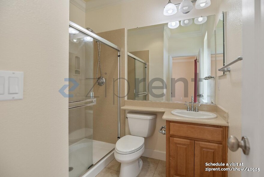 Building Photo - 130 Avalon Ct