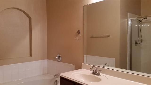 Building Photo - 806 Bens Dr